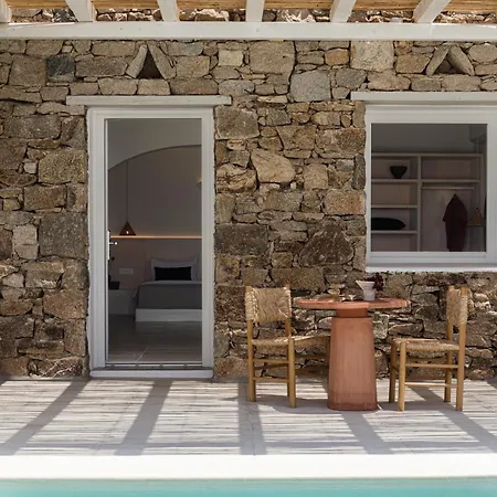 Porto Mykonos Ξενοδοχείο 4*